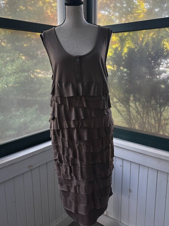 Kenneth Cole New York Dresses & Skirts - Kenneth Cole Taupe Ruffle Dress Large NWT